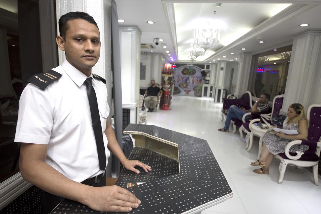 White Fort Hotel Dubai Dış mekan fotoğraf